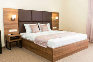 Отель Чайка Геленджик Люкс-1